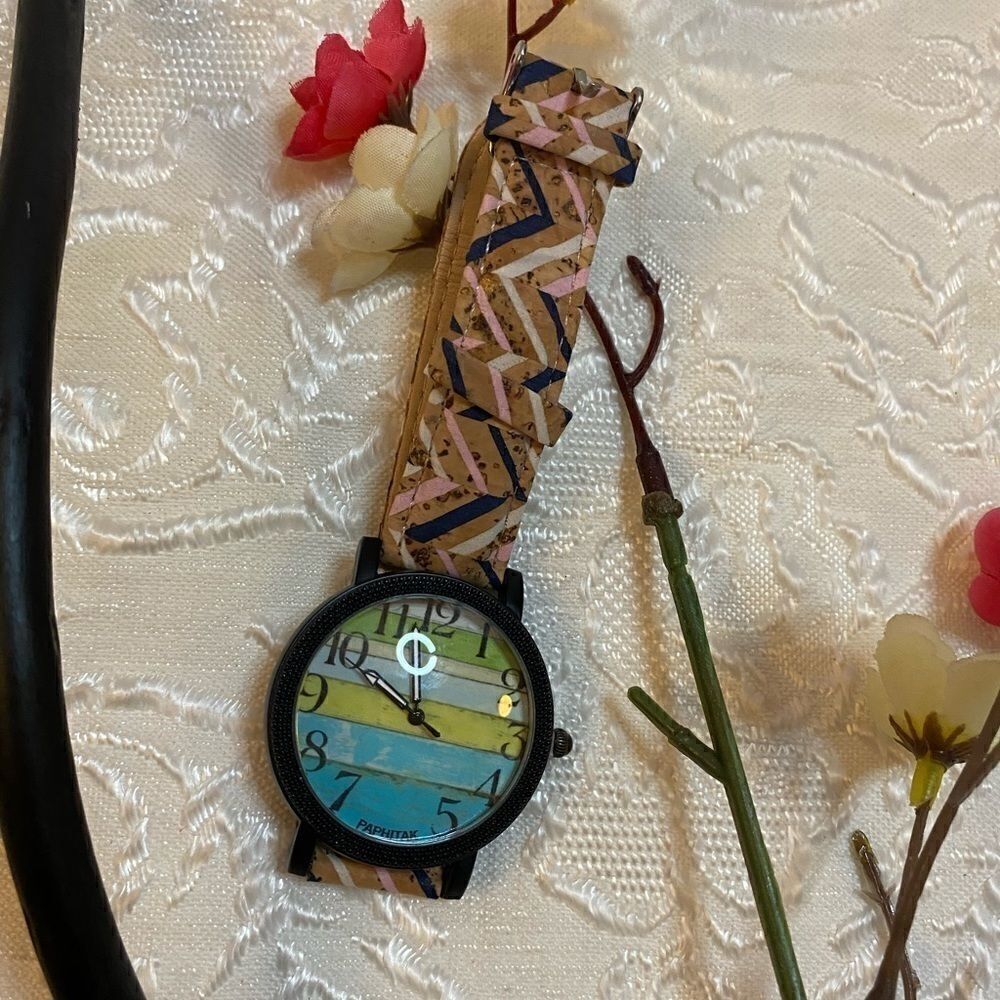 🎁Paphitak ladies fashion watch Retro charming Available in different colors 💥 - Picture 8 of 11
